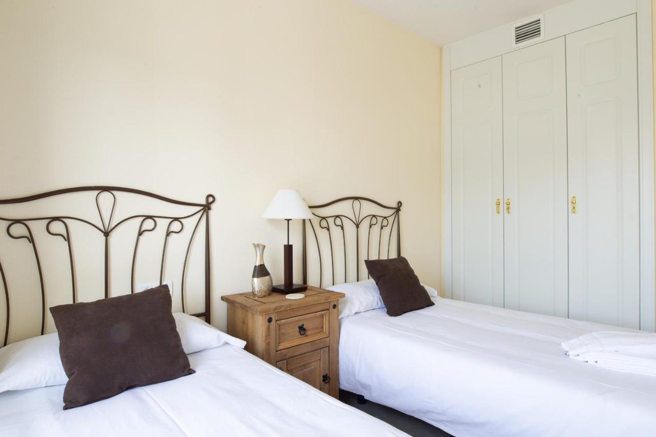 מנילבה 2261-Superb Apt On The Beach, On Duquesa Harbour מראה חיצוני תמונה