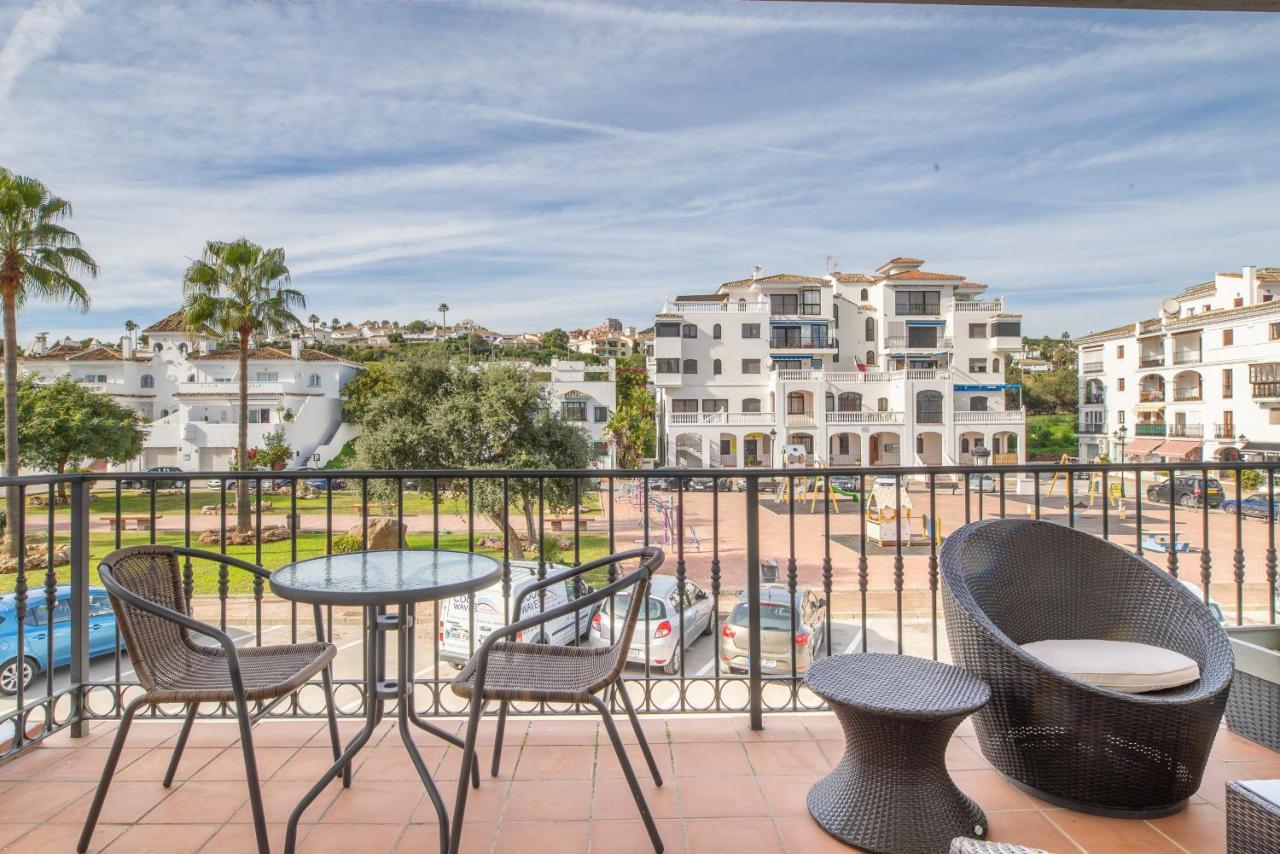 מנילבה 2261-Superb Apt On The Beach, On Duquesa Harbour מראה חיצוני תמונה