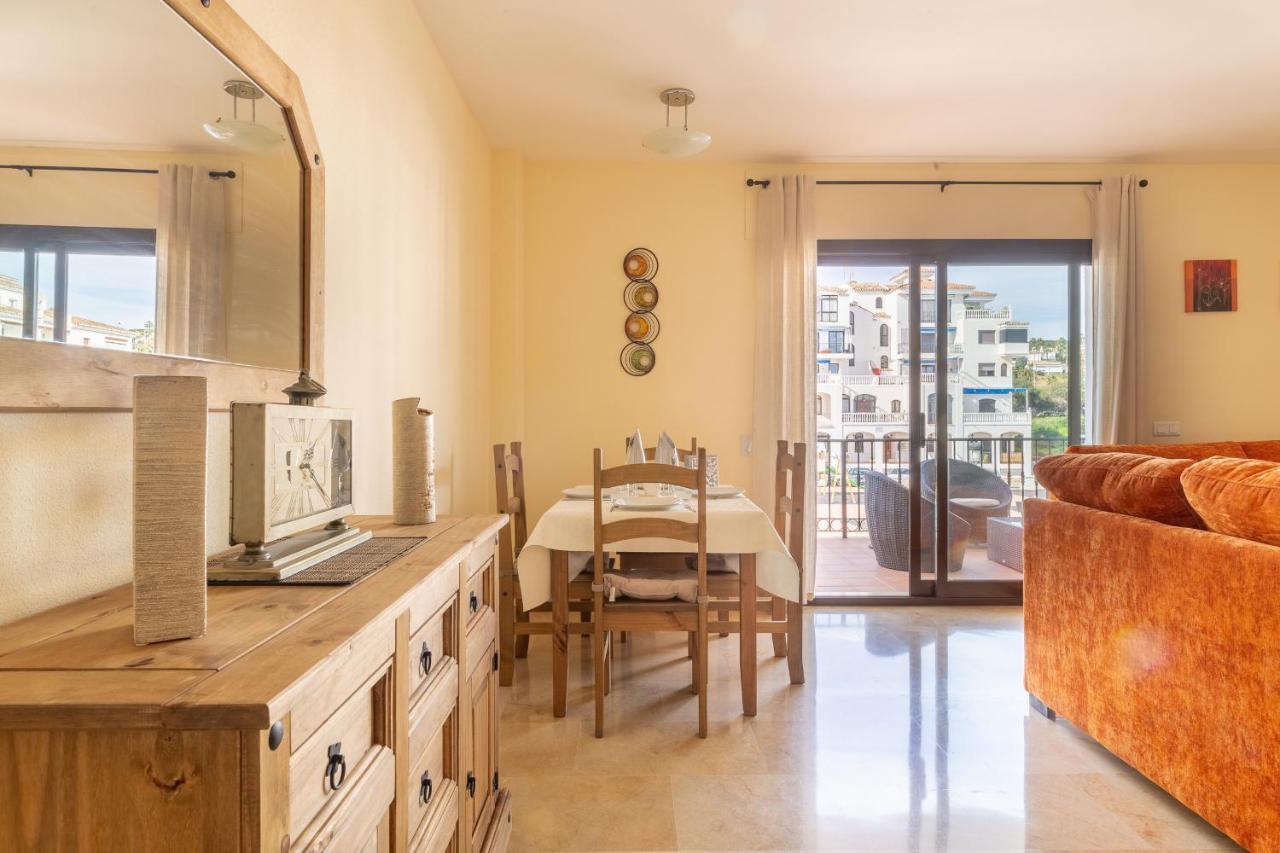 מנילבה 2261-Superb Apt On The Beach, On Duquesa Harbour מראה חיצוני תמונה